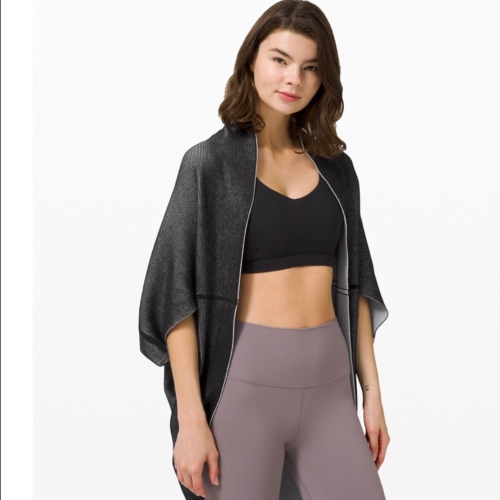Lululemon Reversible Shawl